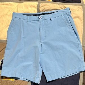 Men’s vineyard vines shorts